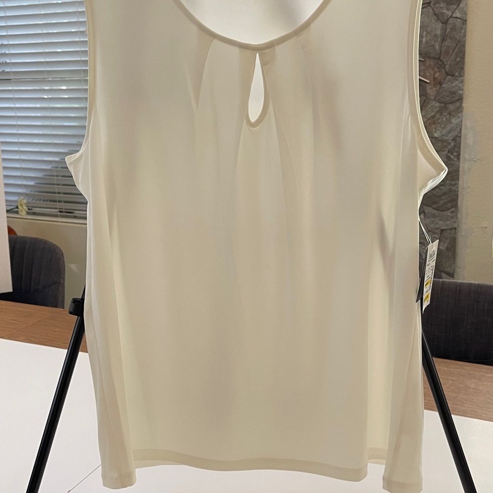 Kasper Cream Sleeveless Blouse